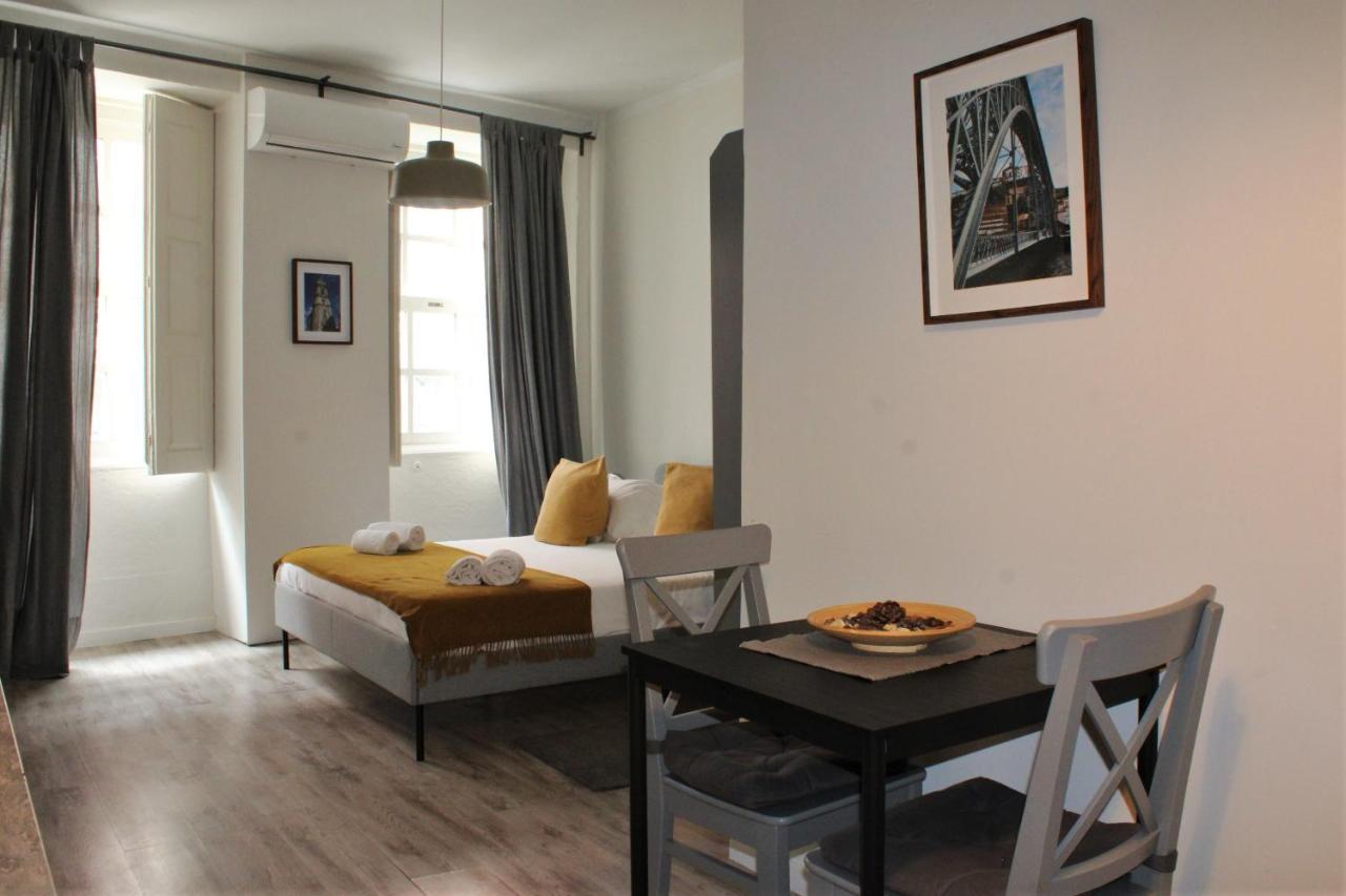 Aparthotel Oporto Entreparedes Екстер'єр фото