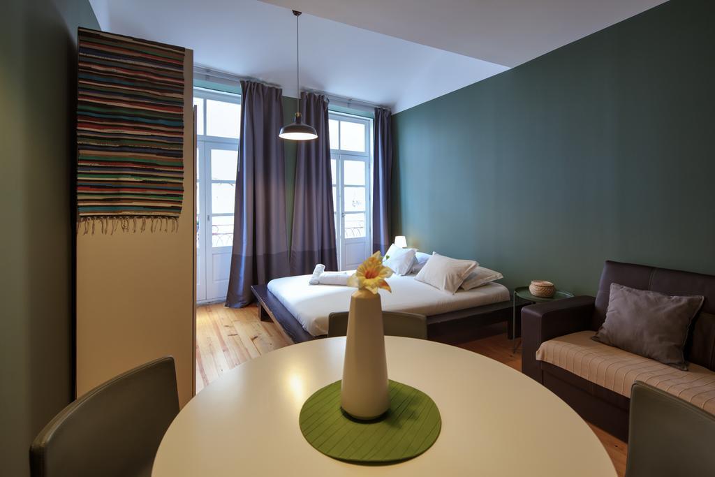 Aparthotel Oporto Entreparedes Екстер'єр фото