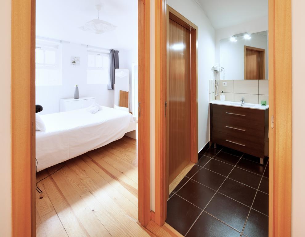 Aparthotel Oporto Entreparedes Екстер'єр фото