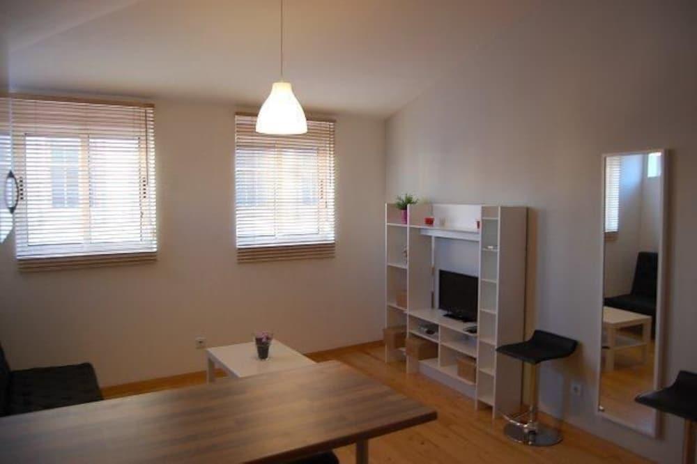 Aparthotel Oporto Entreparedes Екстер'єр фото
